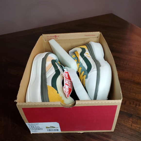 Vans Old Skool Overt Lux Platform Women Size 5.5, Men Size 4 - Picture 10 of 11